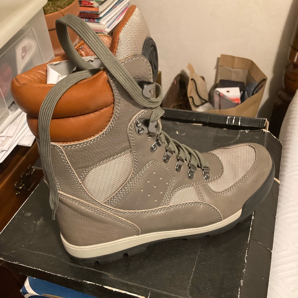 Sumikko field boots